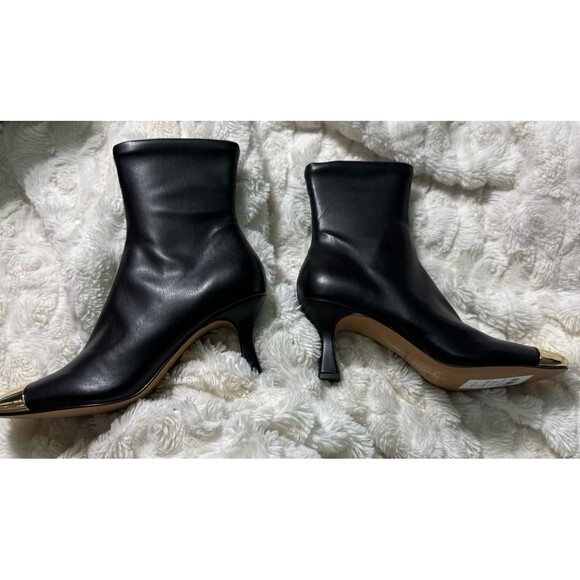 Dolce Vita Glamor Toe Cap - Picture 5 of 10